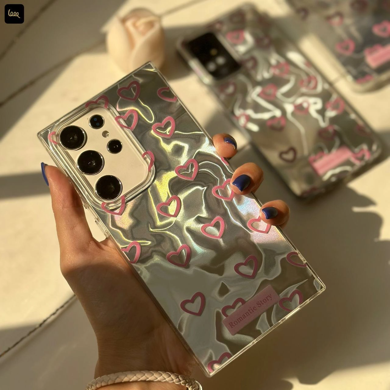 قاب گوشی قلبی Water Effect Heart با افکت موجی و قلب‌های صورتی روی گوشی سامسونگ