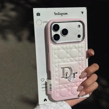 قاب گوشی دیور چرمی دایموندی پینکی (Dior Leather Diamond Pinky)