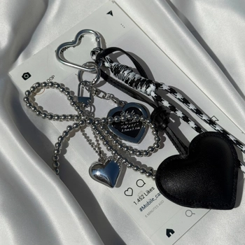 آویز گوشی لاکچری(Luxury Pendant)