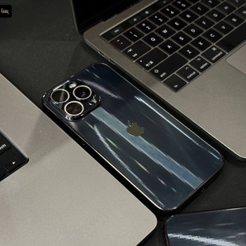 قاب آیفون لیزری نقطه ای Onyx Black مدل Laser Ver Dots با افکت لیزری نقطه‌ای براق 