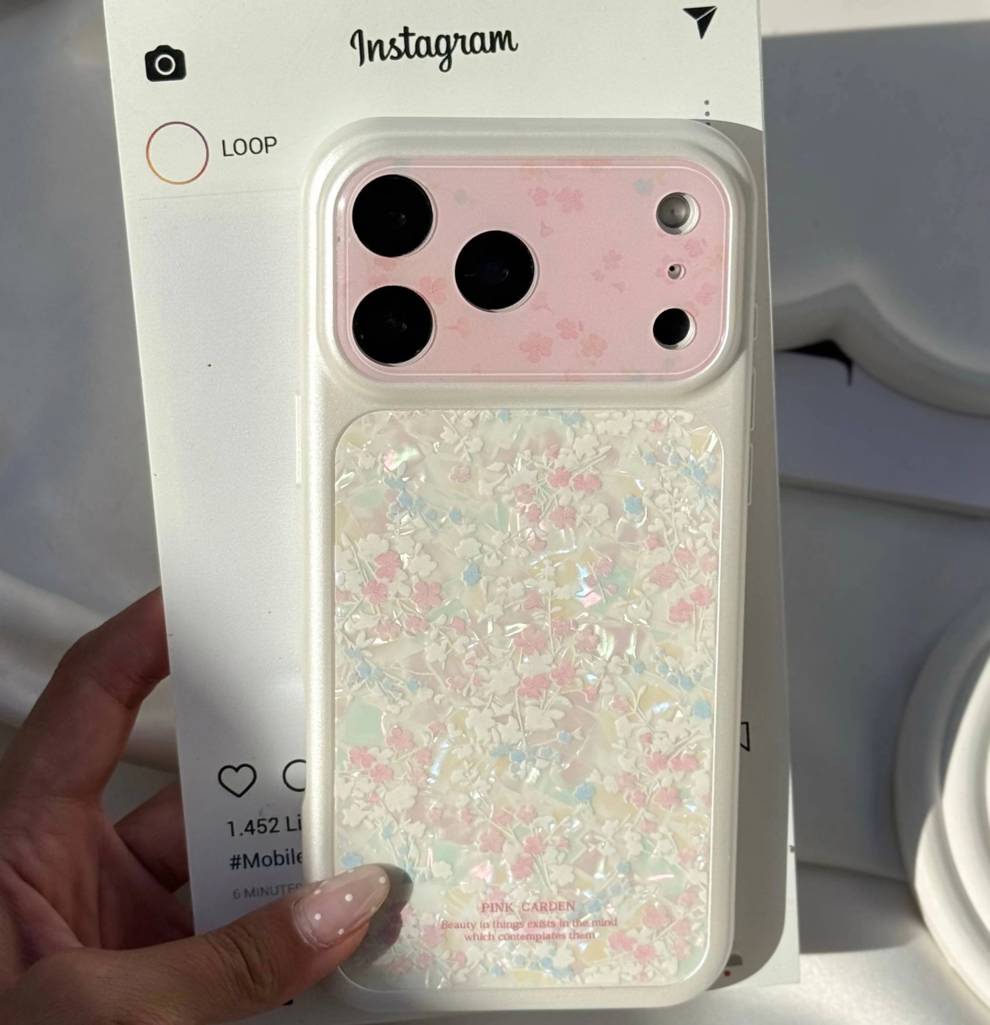 قاب گوشی لنز یخی گلدار صورتی (Lens Icy Pink Floral) قاب گوشی لنز یخی گلدار صورتی (Lens Icy Pink Floral)