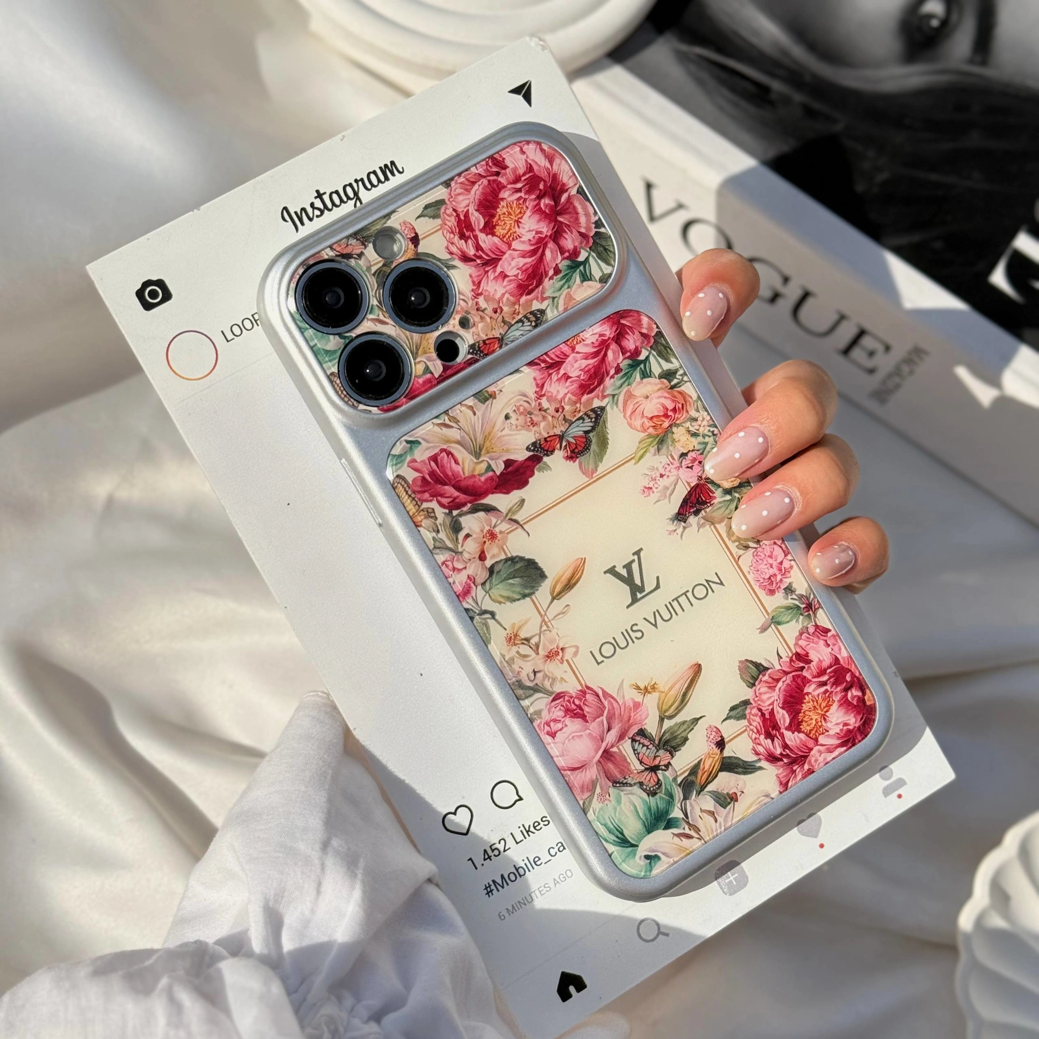 قاب گوشی ال وی کیس گلدار (Lv Floral White) قاب گوشی ال وی کیس گلدار (Lv Floral White)
