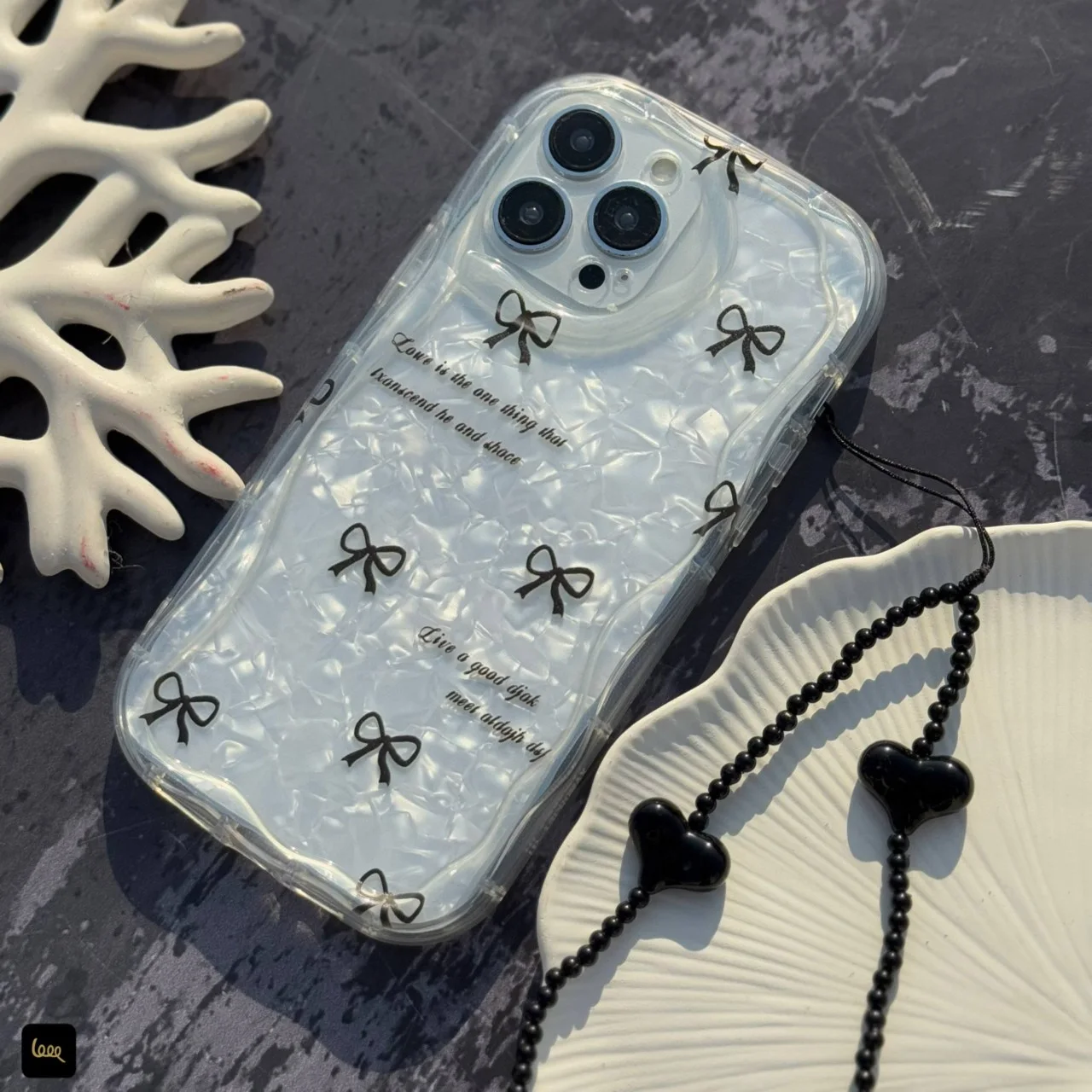 قاب گوشی یخی پاپیون مشکی به همراه دستبند (icy Bowtie Black)