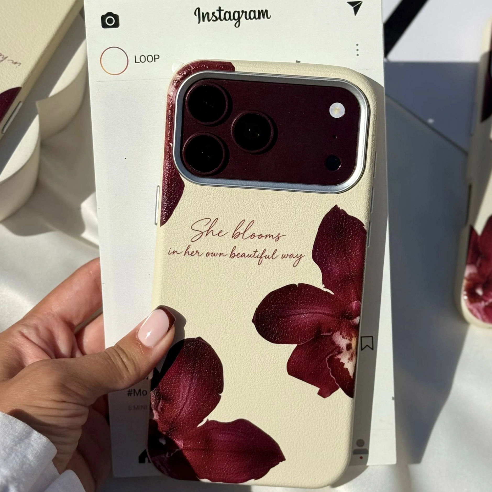قاب گوشی ماسامی ارکید برگندی (Masa Orchid Burgundy) قاب گوشی ماسامی ارکید برگندی (Masa Orchid Burgundy)