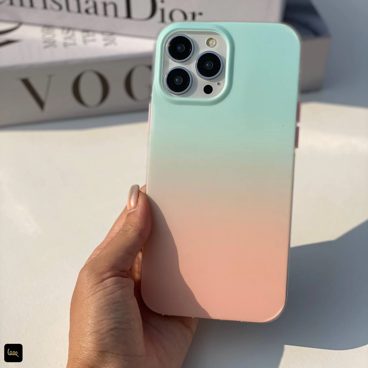 قاب آیفون گرادیان Gradient Sea با ترکیب رنگ آبی و صورتی و لبه شفاف قاب آیفون گرادیان Gradient Sea با ترکیب رنگ آبی و صورتی و لبه شفاف
