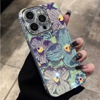 قاب آیفون Diamond Flower با گل‌های برجسته آبی و بنفش