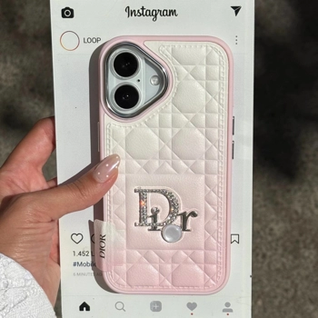 قاب گوشی دیور چرمی دایموندی پینکی (Dior Leather Diamond Pinky)