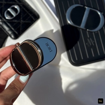 آیینه ی میکاپ دیور(Dior Makeup Mirror)
